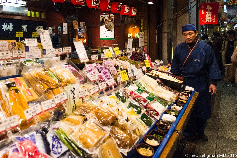 20150313_171030 D4S.jpg - Nishiki Market, Kyoto